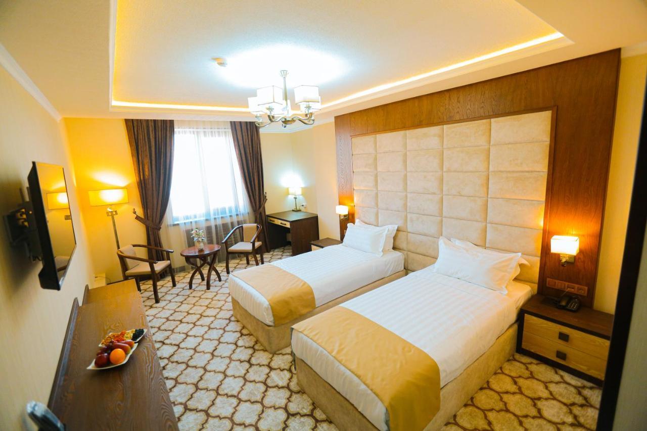 Royal Grand Hotel, Turkistan المظهر الخارجي الصورة