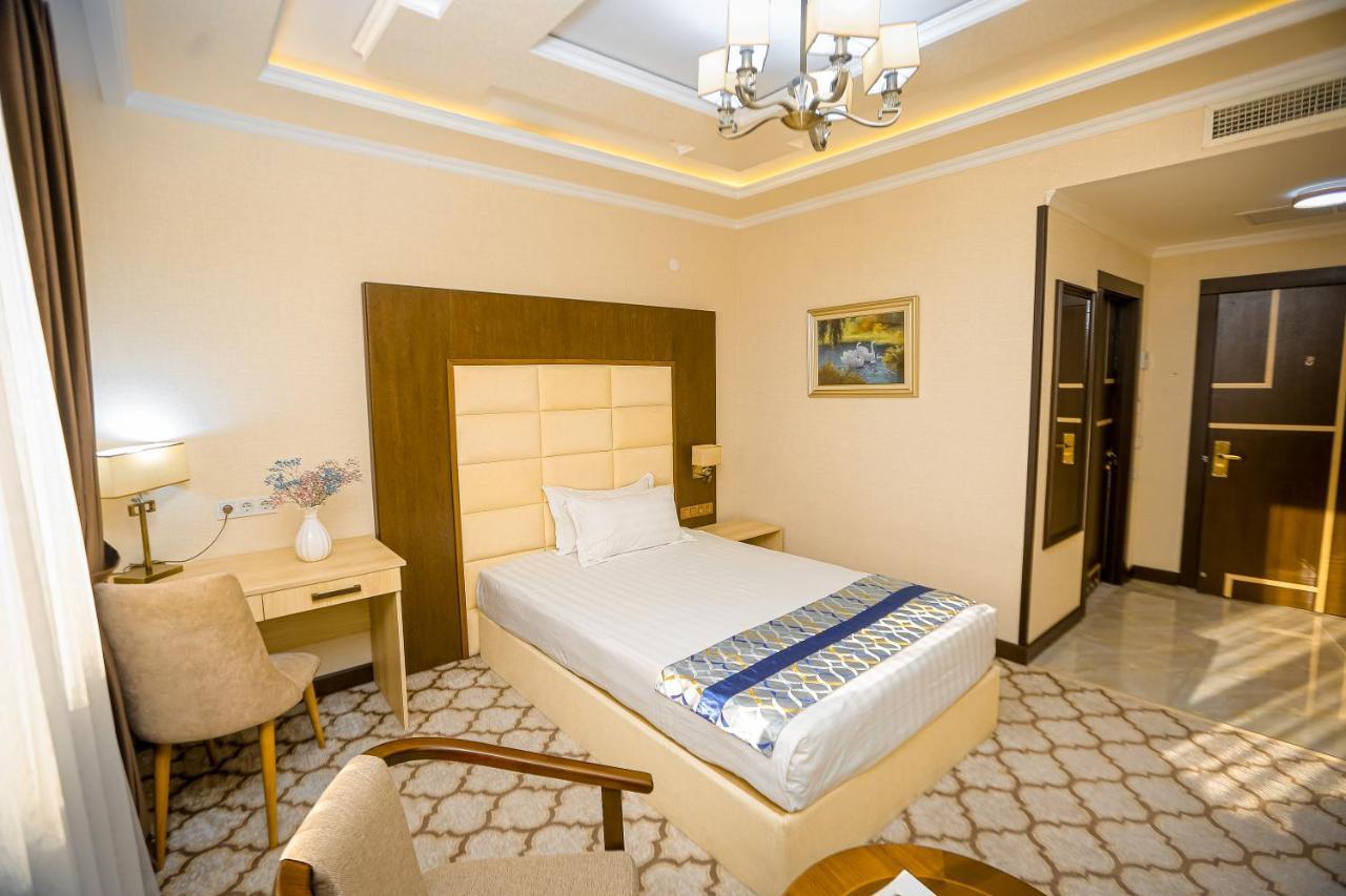 Royal Grand Hotel, Turkistan المظهر الخارجي الصورة